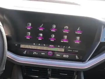 Touareg R-Line 4Motion + Panorama + Dynaudio