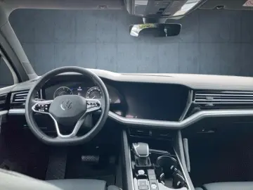 Touareg 3.0 TSI DSG eHybrid 4Motion Elegance