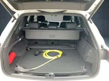 Touareg 3.0 TSI DSG eHybrid 4Motion Elegance