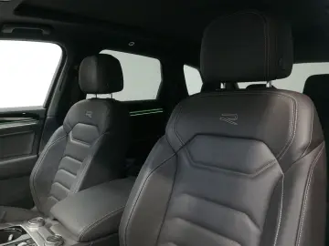 Touareg R-Line 4Motion 3.0 TDI*ACC*PANO*AHK*LUFT