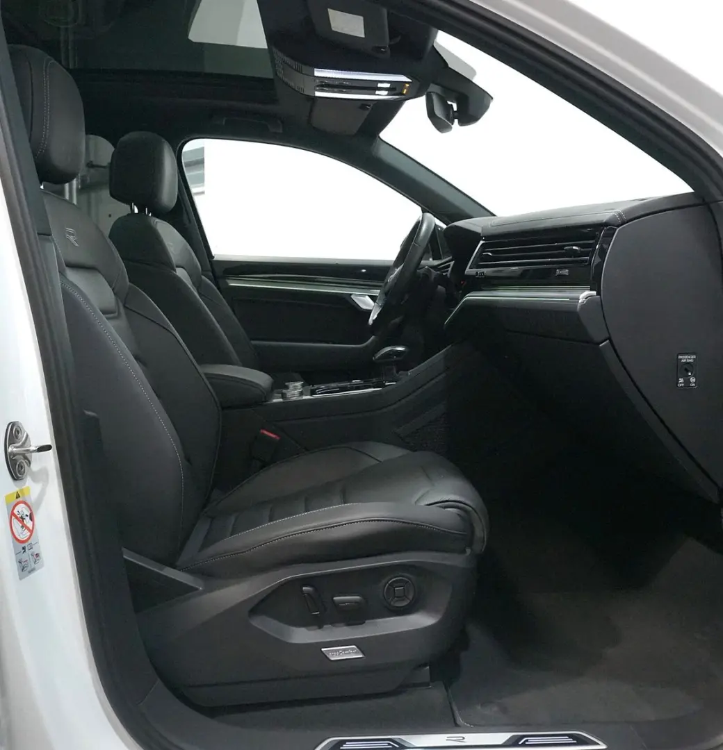 Touareg R-Line 4Motion 3.0 TDI*ACC*PANO*AHK*LUFT