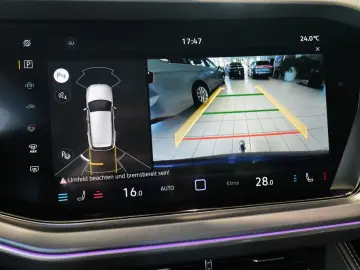 Touareg 3.0TDI R-Line Dynaudio Pano StdHzng HuD 