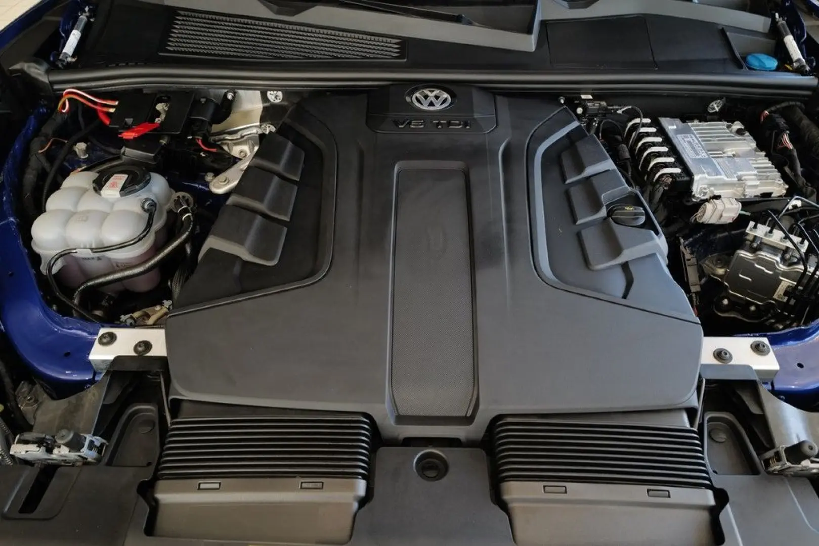 Touareg 3.0TDI R-Line Dynaudio Pano StdHzng HuD 