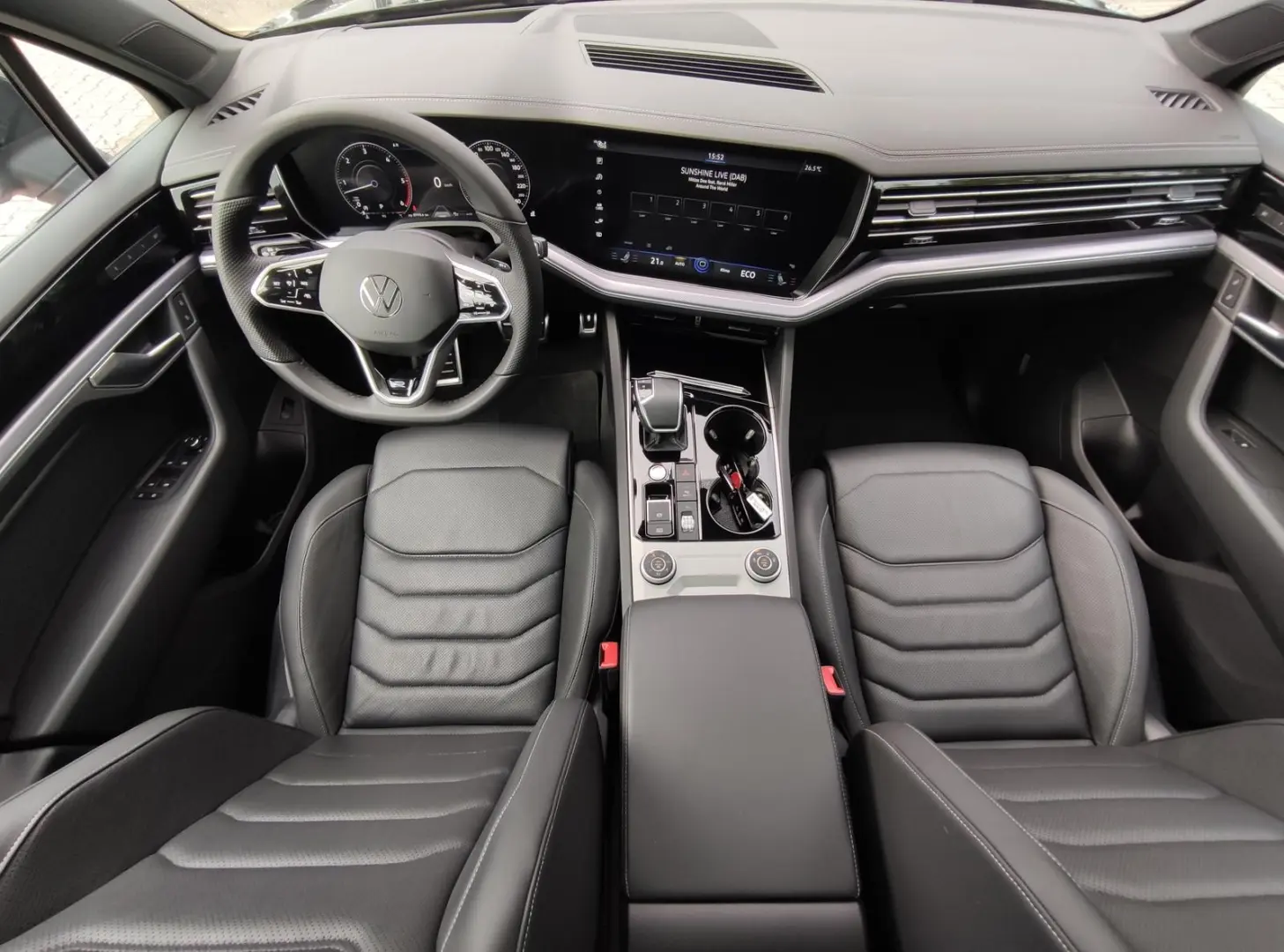 Touareg R-Line 3.0 V6 TDI+286Ps+AHZV+Pano+Standh