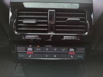 Touareg R-Line 3.0 V6 TDI+286Ps+AHZV+Pano+Standh