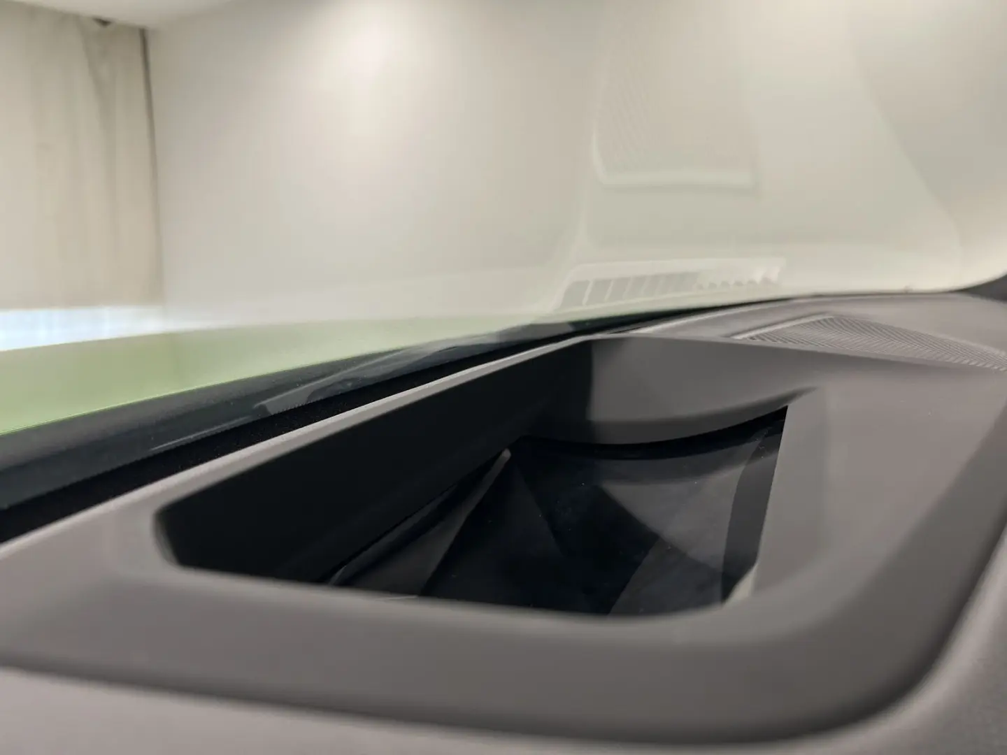 M3 Limousine Schalter, LCI, Individual. Laser, H