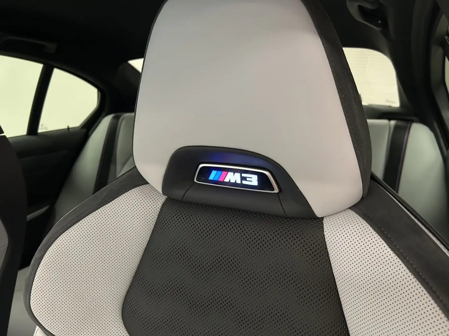 M3 Limousine Schalter, LCI, Individual. Laser, H