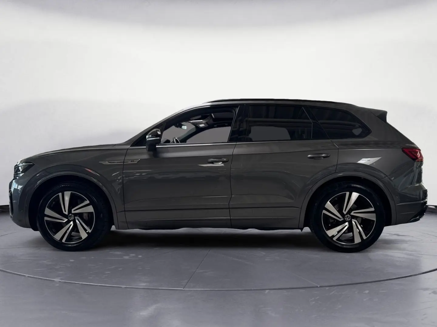 Touareg R-Line 3.0 TDI 4M MATRIX/NAVI/KAMERA/PAN