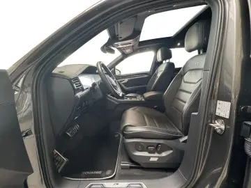 Touareg R-Line 3.0 TDI 4M MATRIX/NAVI/KAMERA/PAN