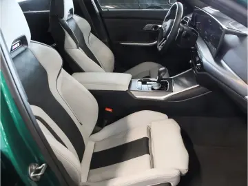 M3 M EU6e Competition xDrive Touring Park-Assist