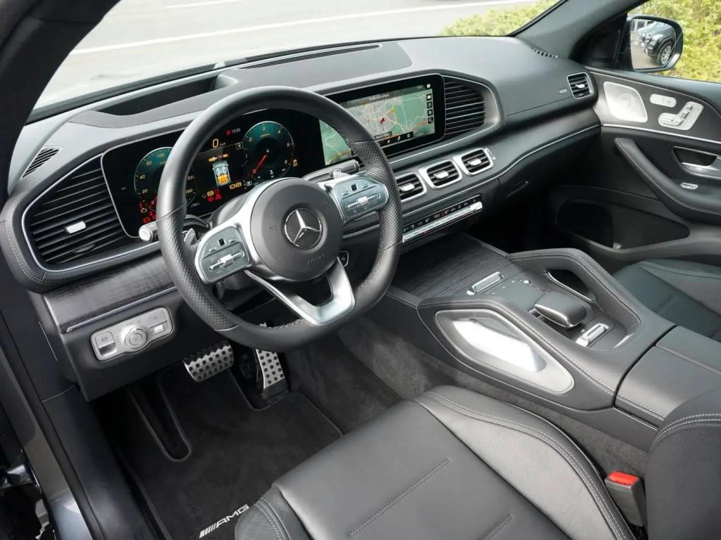 GLE 400 4M COUPE AMG-LINE PANO HUD AHK MULTIBEAM