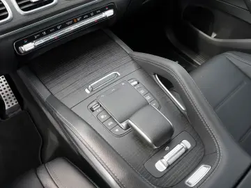 GLE 400 4M COUPE AMG-LINE PANO HUD AHK MULTIBEAM