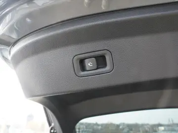 GLE 400 4M COUPE AMG-LINE PANO HUD AHK MULTIBEAM