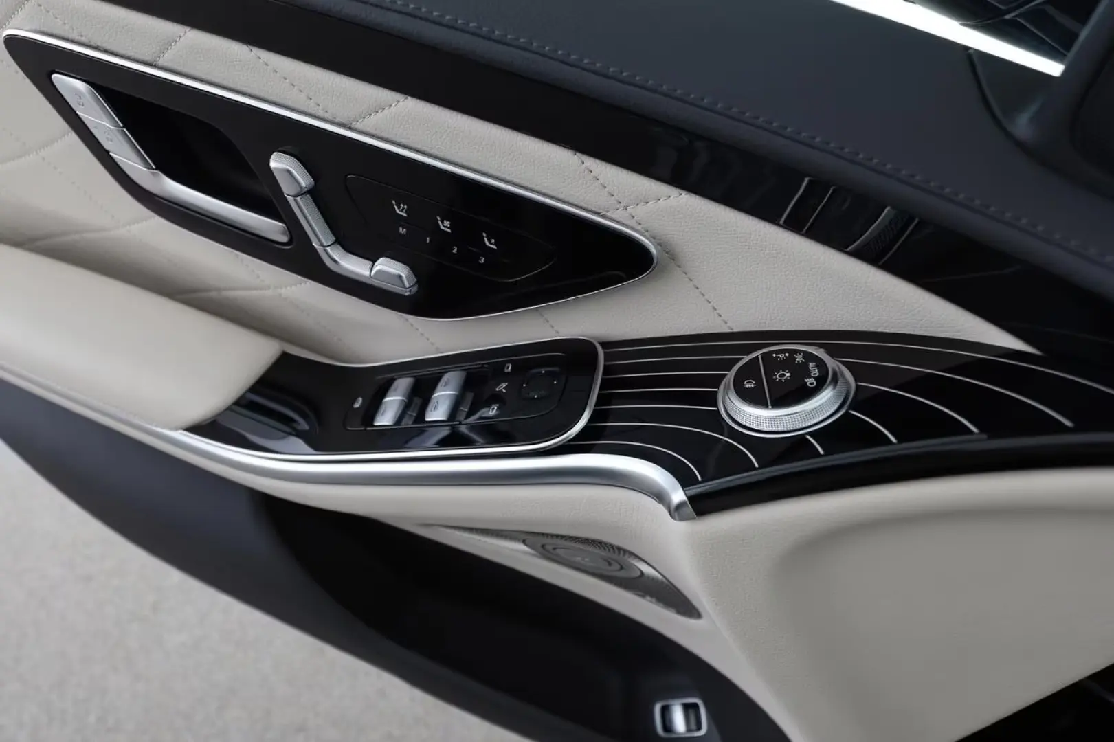 Mercedes-Benz S 580 4M Lang AMG StHzg Pano Massage