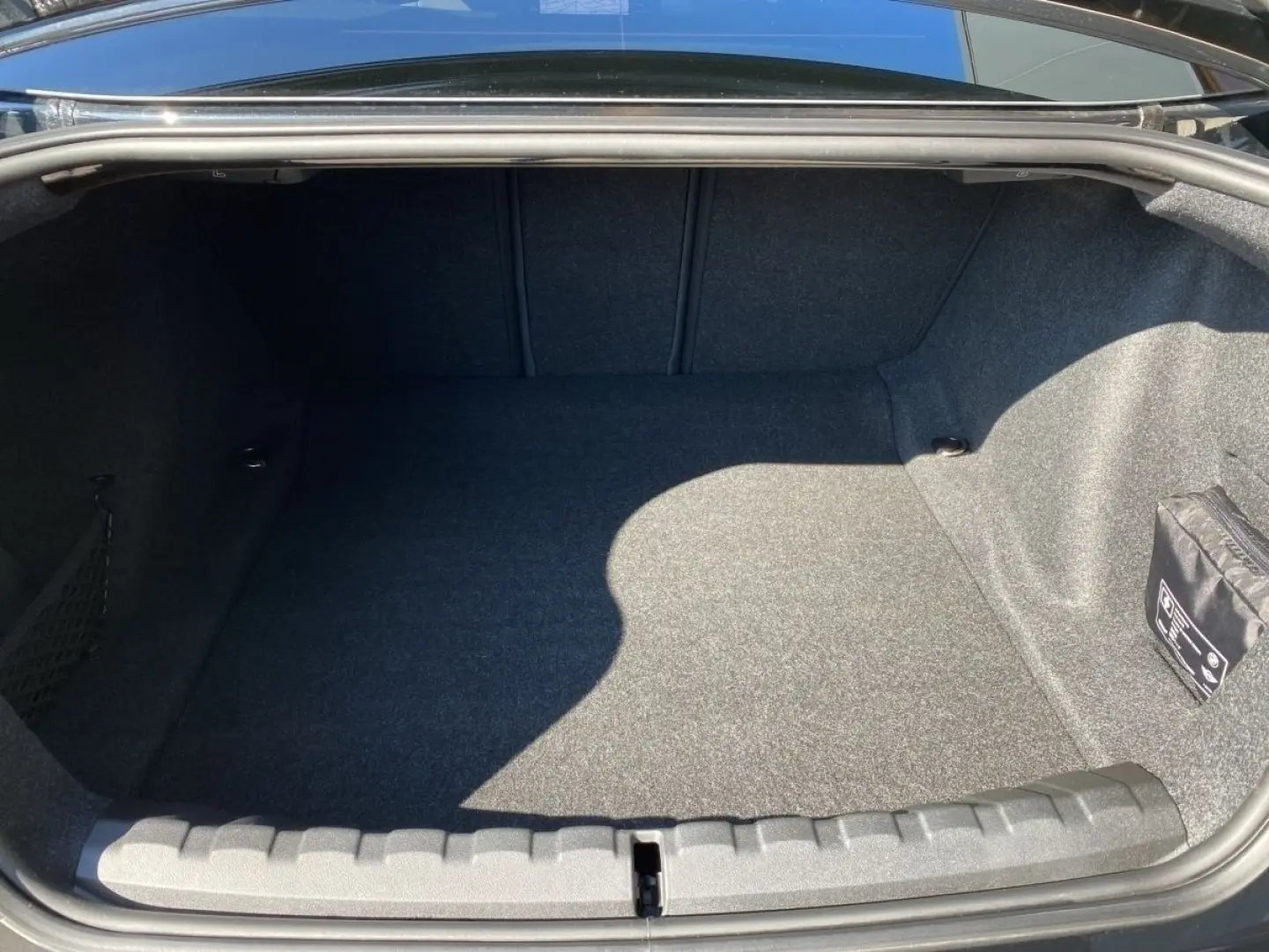 M2 Coupé SAG LED+/HiFi/CAM/PRIVACY/LEHNE/K-ZUGAN