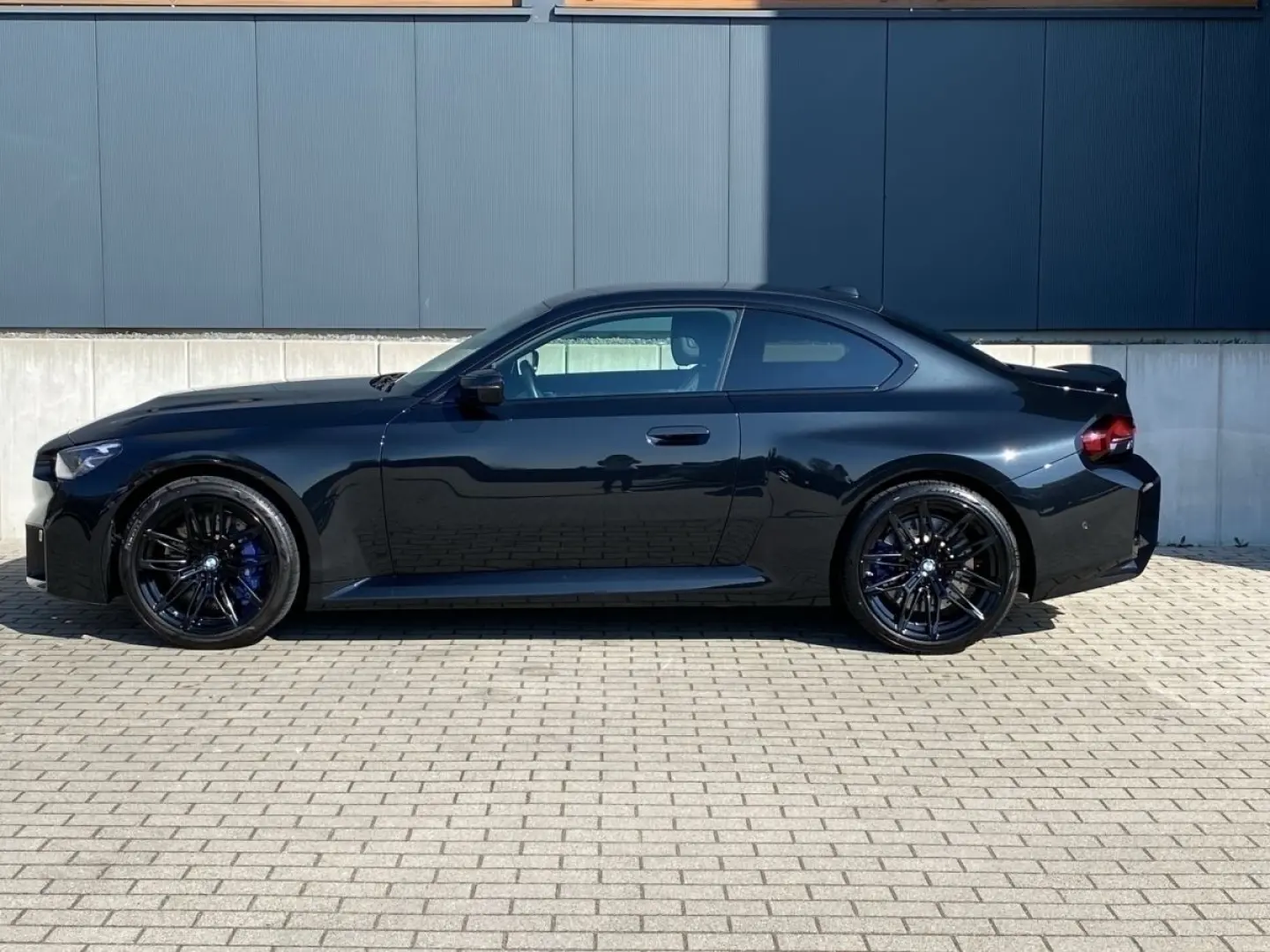 M2 Coupé SAG LED+/HiFi/CAM/PRIVACY/LEHNE/K-ZUGAN