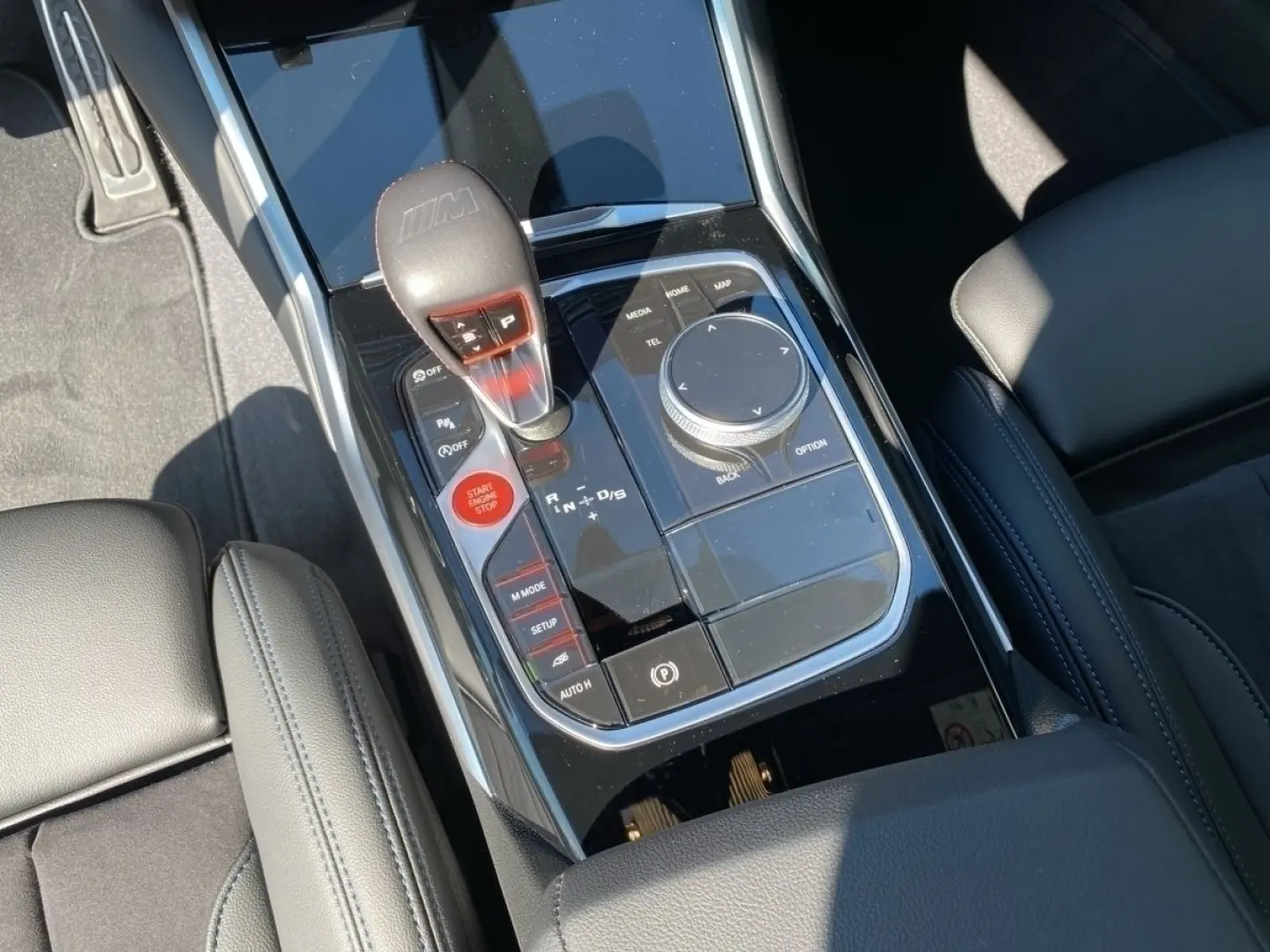 M2 Coupé SAG LED+/HiFi/CAM/PRIVACY/LEHNE/K-ZUGAN