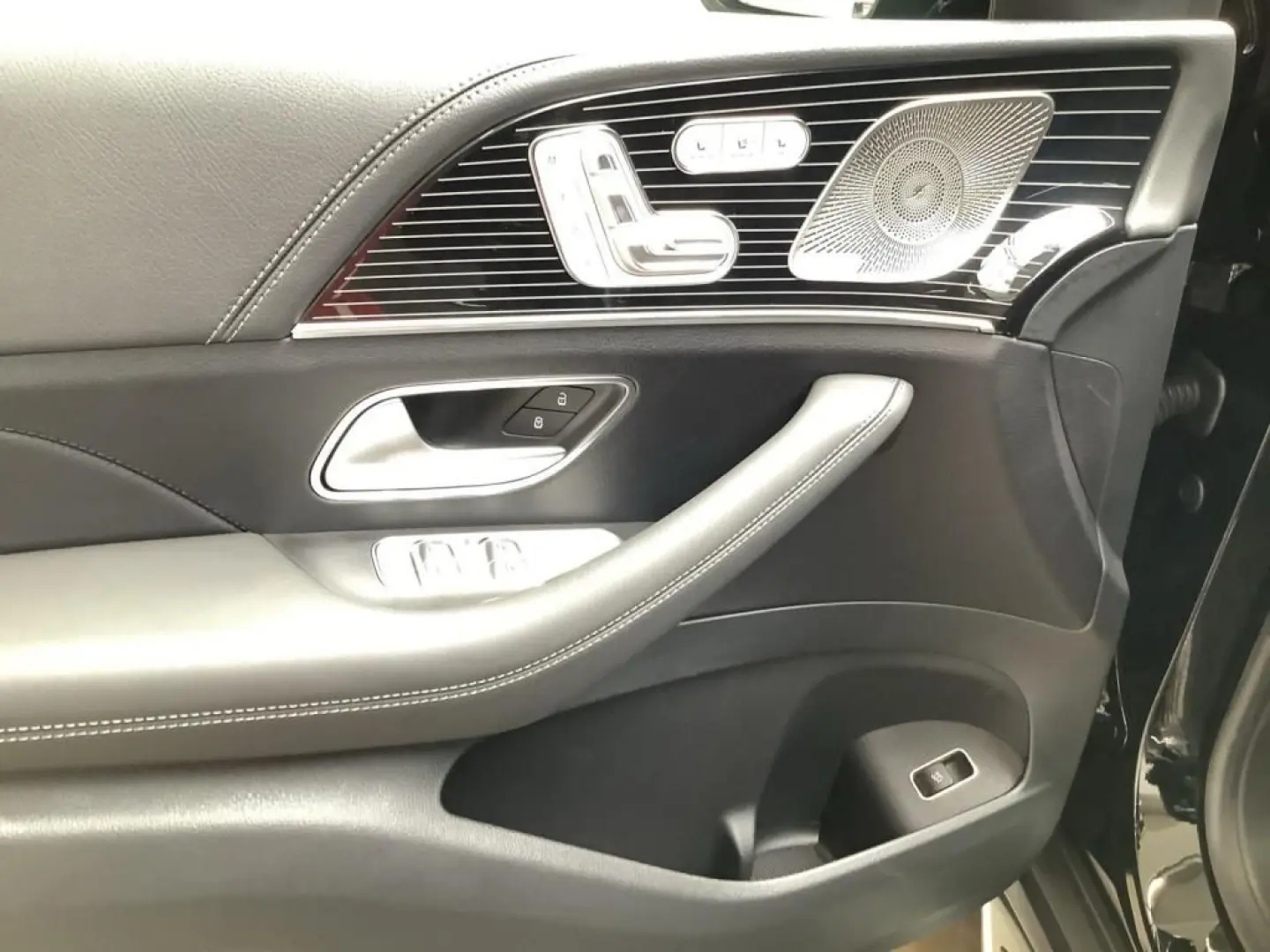 GLE 300 d 4MATIC AMG+7SEAT+22''+PREMIUM+KEYLESS