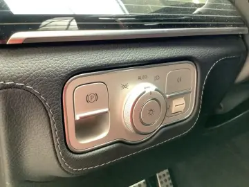 GLE 300 d 4MATIC AMG+7SEAT+22''+PREMIUM+KEYLESS