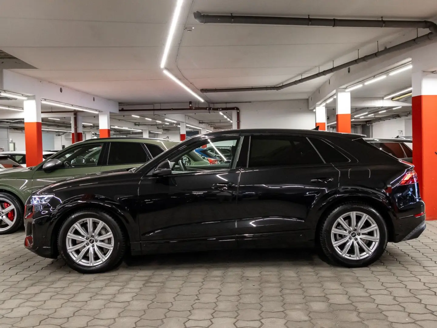 Q8 55 TFSI e quattro tiptronic Matrix AIR AHK