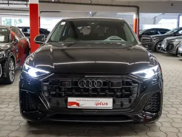 Q8 55 TFSI e quattro tiptronic Matrix AIR AHK