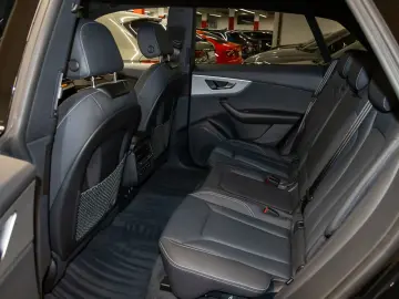 Q8 55 TFSI e quattro tiptronic Matrix AIR AHK