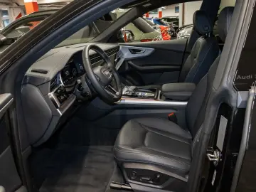 Q8 55 TFSI e quattro tiptronic Matrix AIR AHK