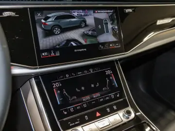Q8 55 TFSI e quattro tiptronic Matrix AIR AHK