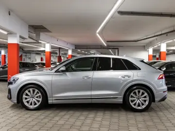 Q8 55 TFSI e quattro tiptronic Matrix AIR AHK