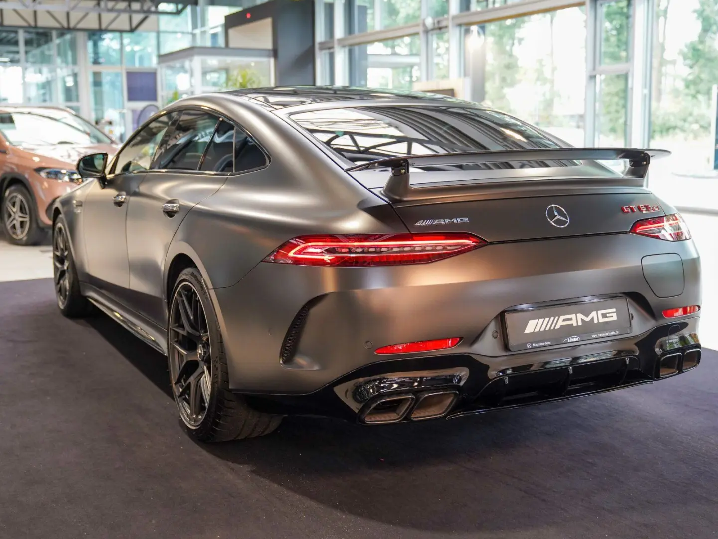 AMG GT 63 S E PERFORMANCE MATT tiefweiß Carbon