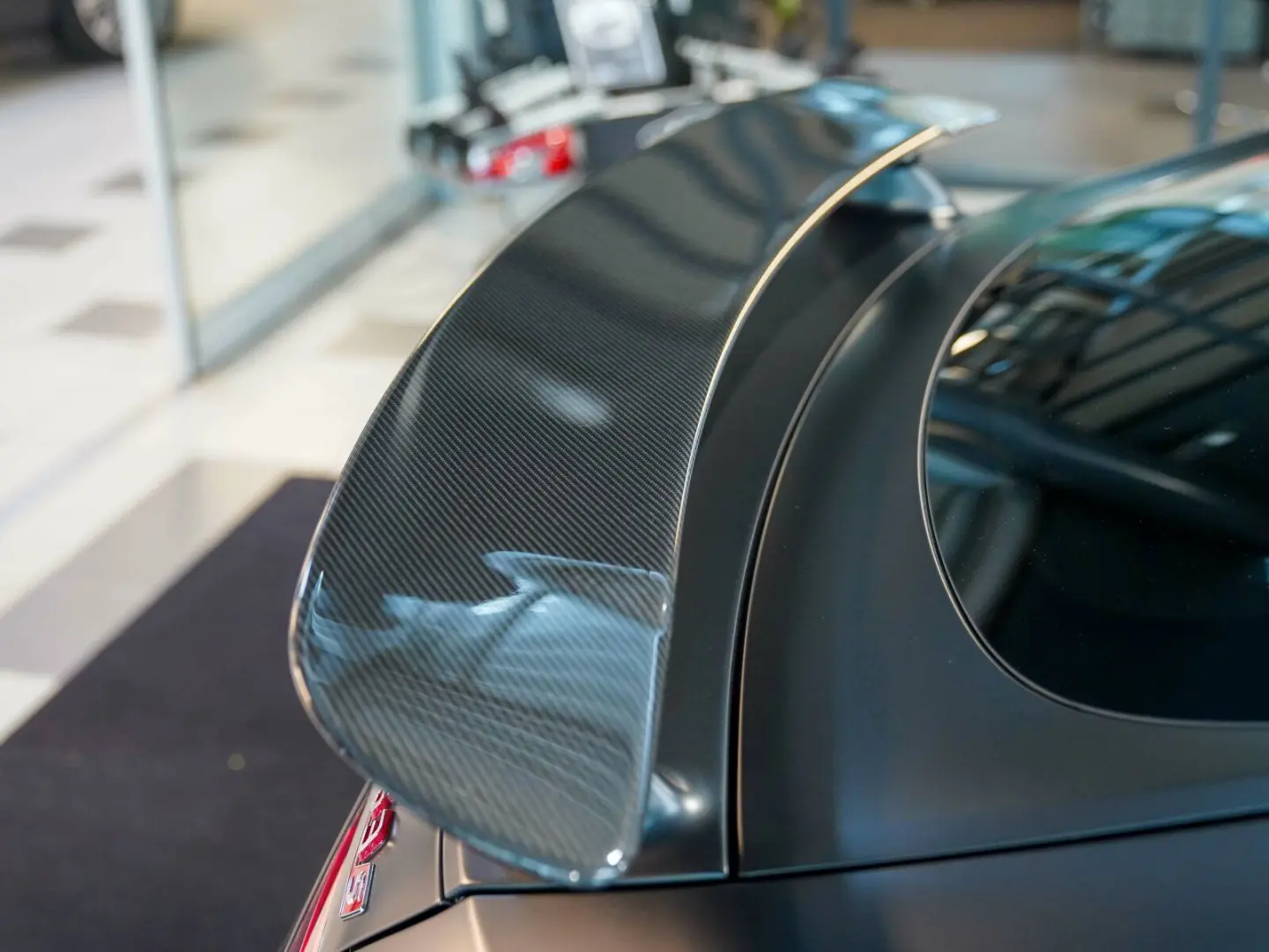 AMG GT 63 S E PERFORMANCE MATT tiefweiß Carbon