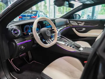 AMG GT 63 S E PERFORMANCE MATT tiefweiß Carbon