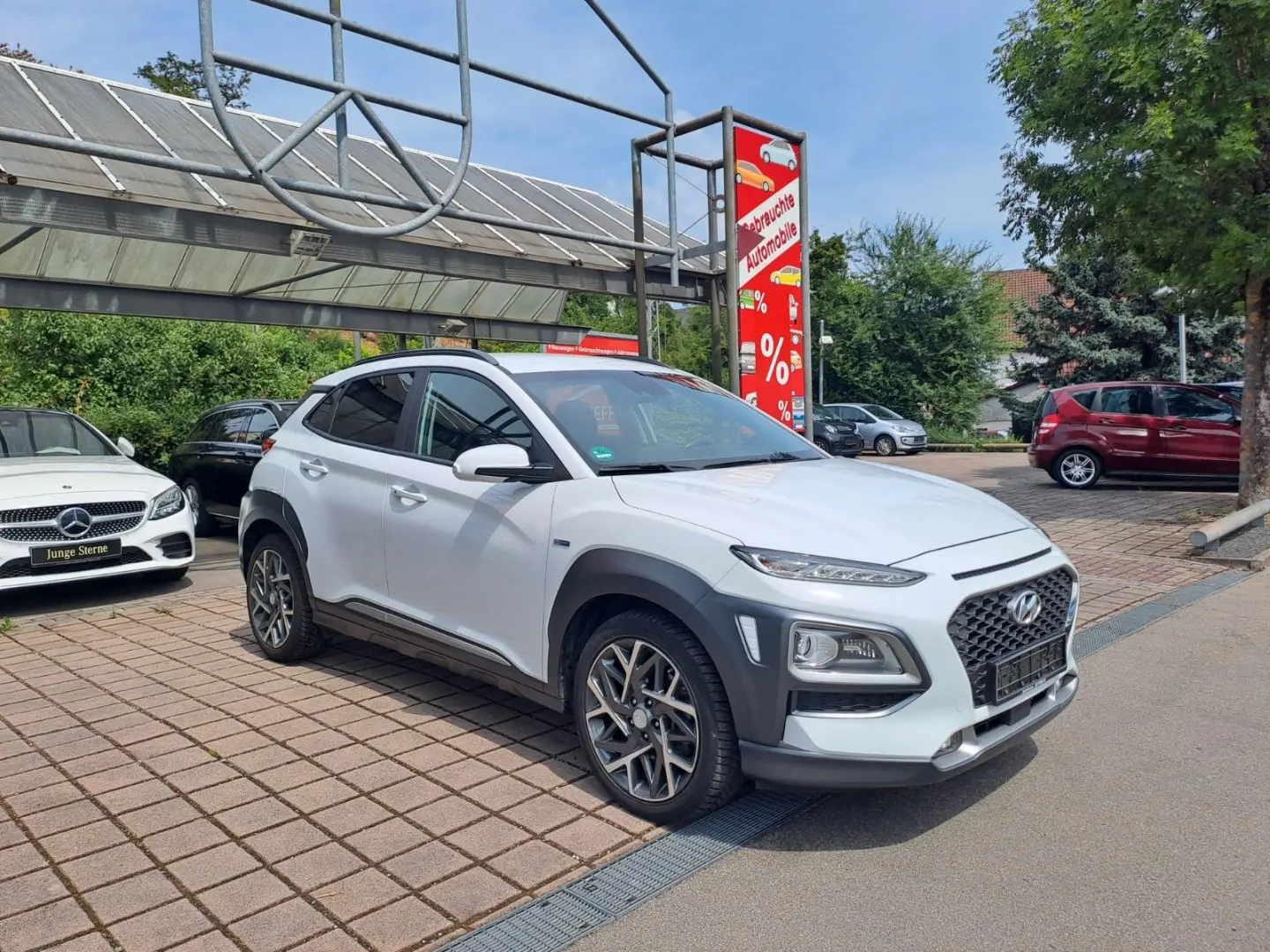 Kona Premium Hybrid 2WD