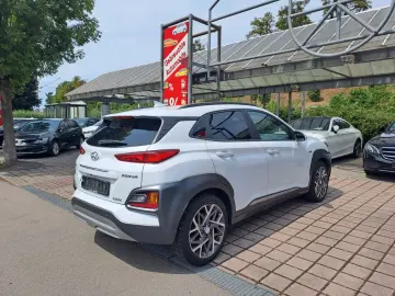 Kona Premium Hybrid 2WD