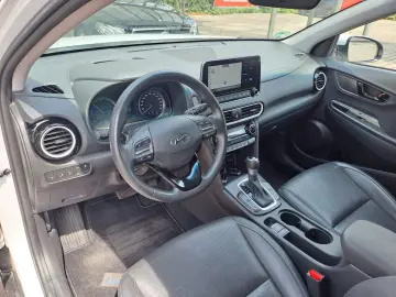 Kona Premium Hybrid 2WD