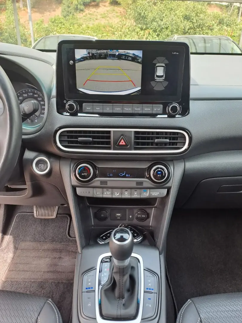 Kona Premium Hybrid 2WD