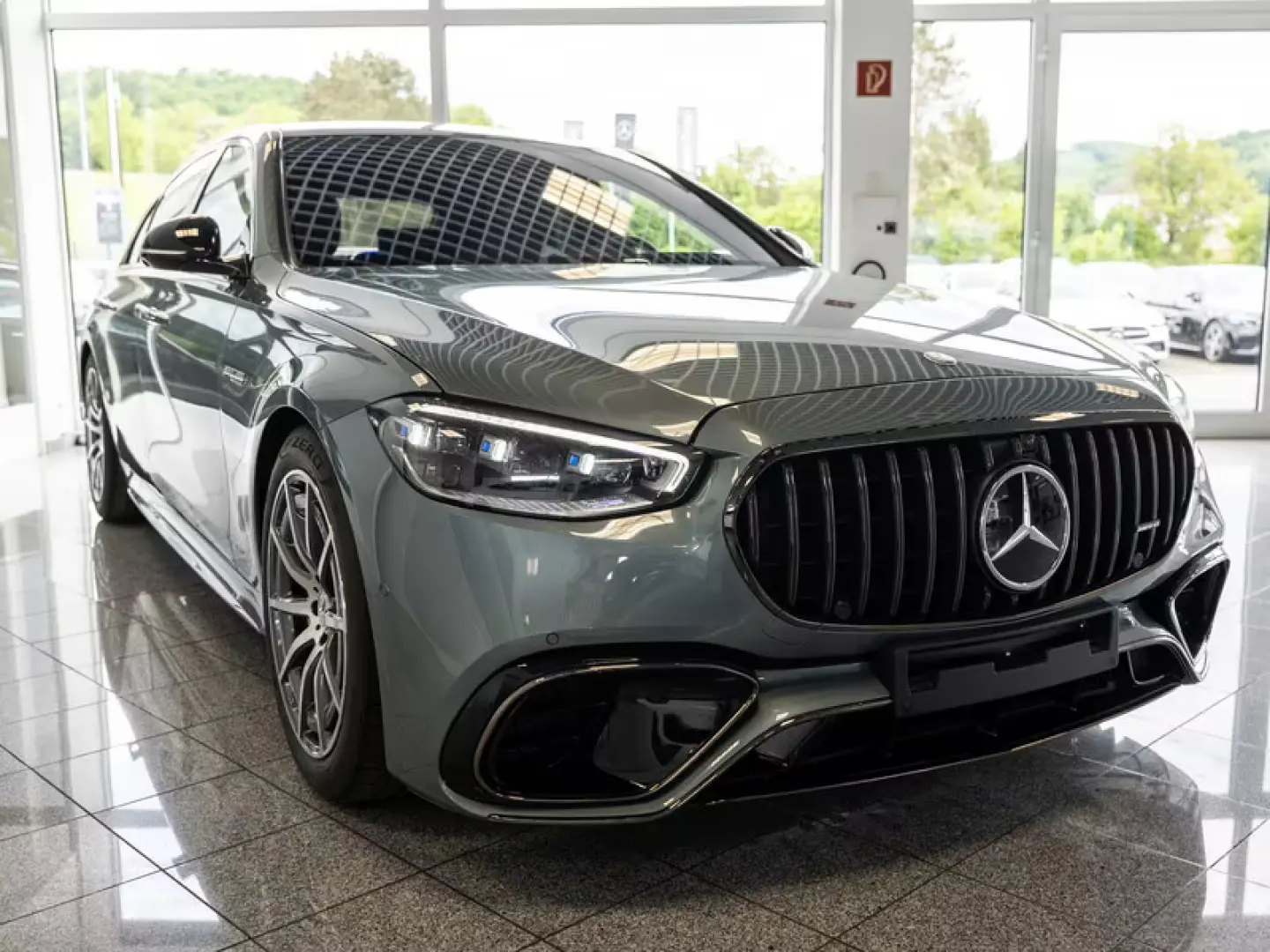 Mercedes-Benz S 63 AMG E Performance L MANUFAKTUR