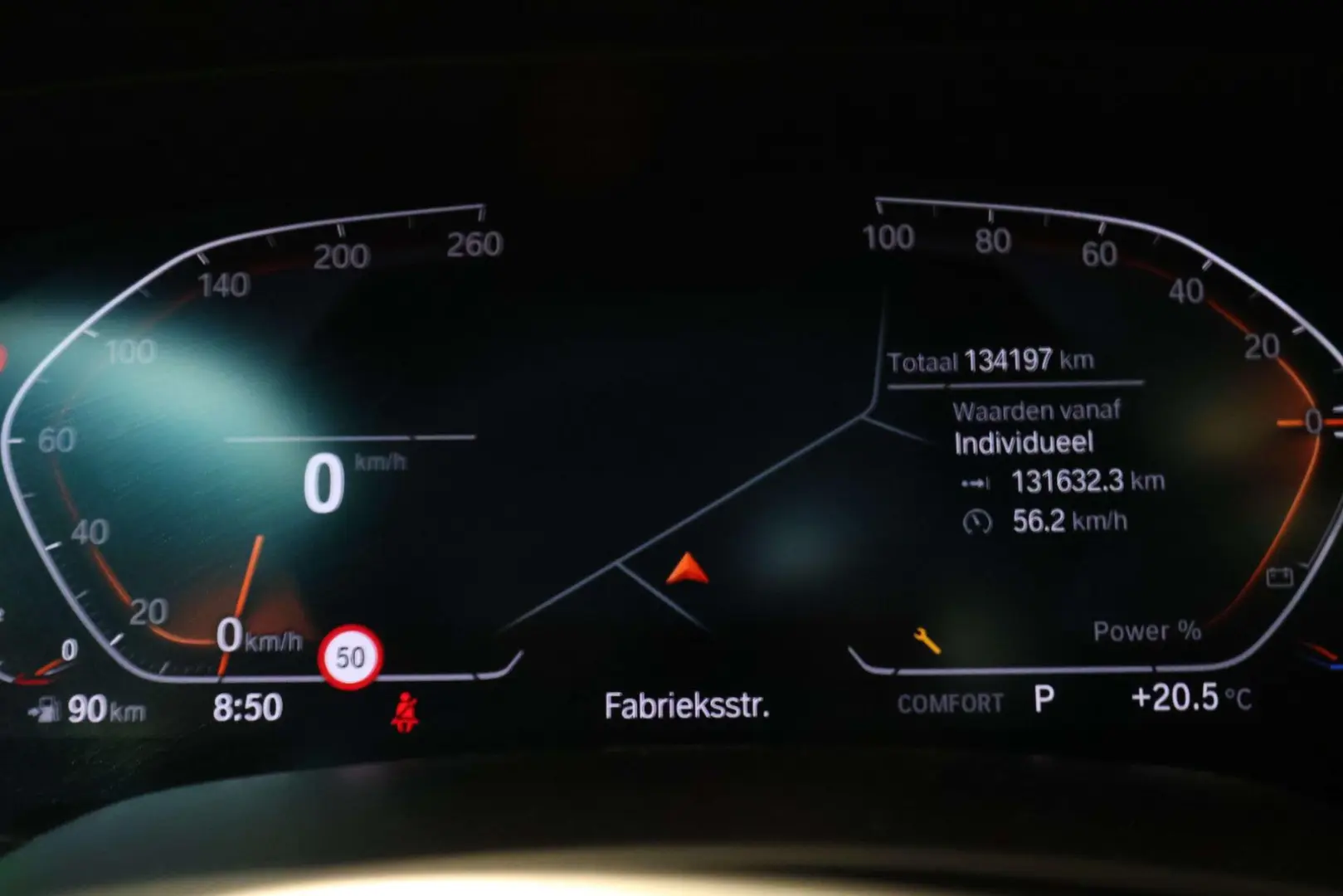 X6 X6 xDrive40d| M-pack| AHK| H/K| DAB| HUD| 22 