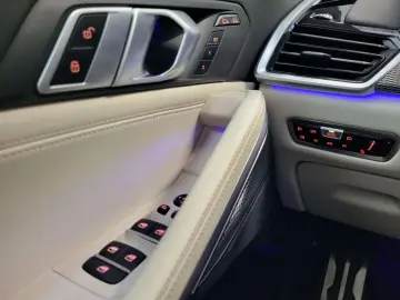 X6 xDrive 30d M Sport *TOP Ausstattung*