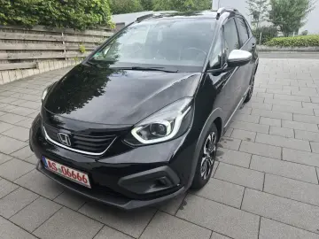 Jazz 1.5 i-MMD Hybrid Crosstar Executive