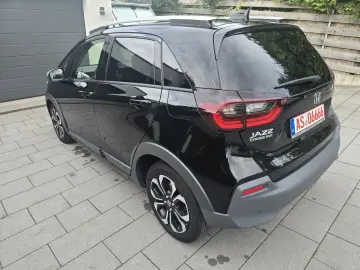 Jazz 1.5 i-MMD Hybrid Crosstar Executive