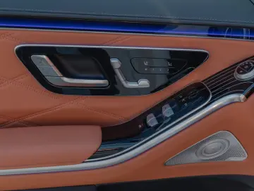 Mercedes-Benz S 63 AMG E Performance L Pano/Burm/HUD