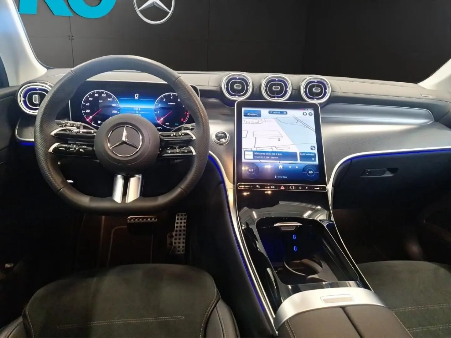 GLC 200 4M AMG NIGHT LED DISTRONIC 360° MEMORY