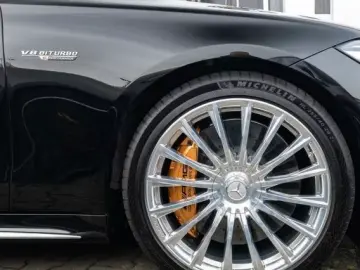 Mercedes-Benz S 63 AMG E Perf. lang KERAMIK°LM21°FIRST