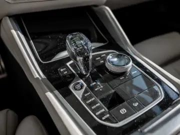 X6 50i PANO AHK HUD 360° LASER LED STANDHZ ACC M