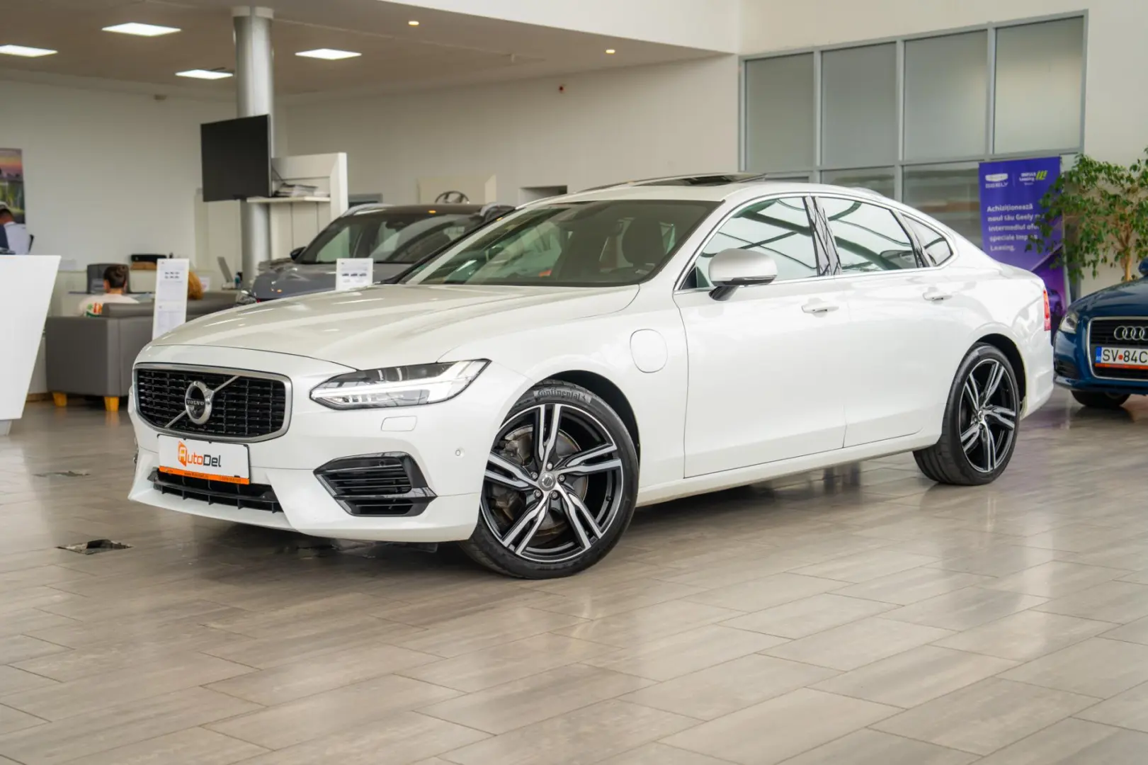 Volvo S90 2.0 T8 Recharge AWD 