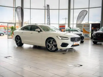 Volvo S90 2.0 T8 Recharge AWD 