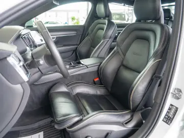 Volvo S90 2.0 T8 Recharge AWD 