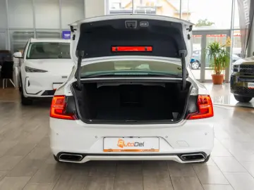 Volvo S90 2.0 T8 Recharge AWD 