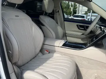 Mercedes-Benz S 63 AMG E Performance lang 21
